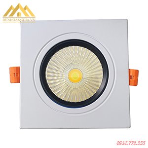 Đèn led âm trần vuông chiếu rọi