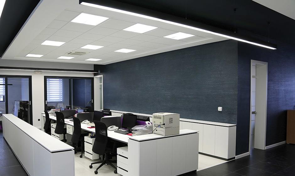 Vì sao các khu văn phòng làm việc nên lắp đèn led Panel?