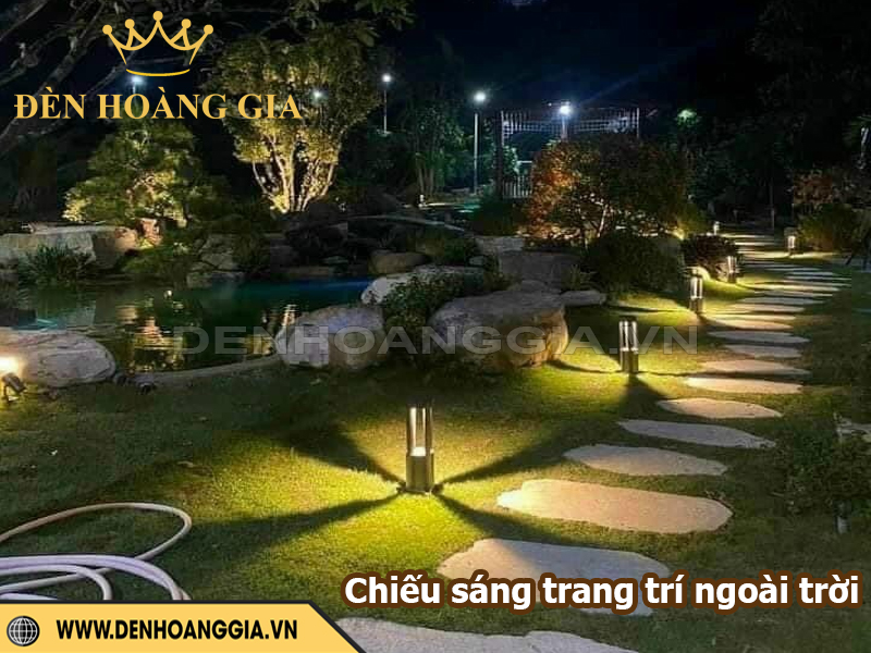 Đèn chiếu sáng trang trí ngoài trời