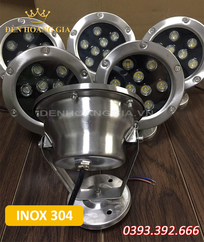 Đèn led âm nước chiếu điểm có vỏ đèn làm bằng Inox 304 chống oxy hóa