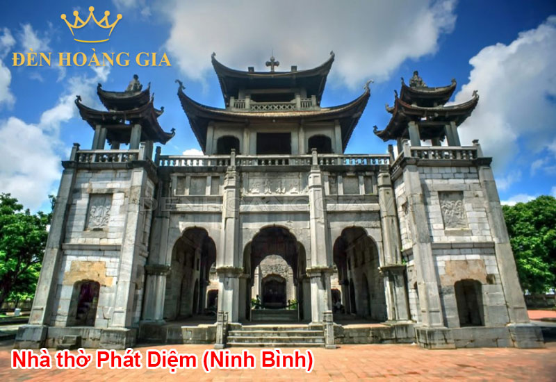 Nhà thờ Phát Diệm (Ninh Bình)