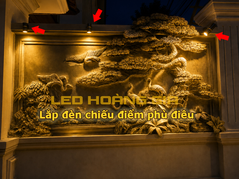 Lắp đèn chiếu điểm tranh phù điêu