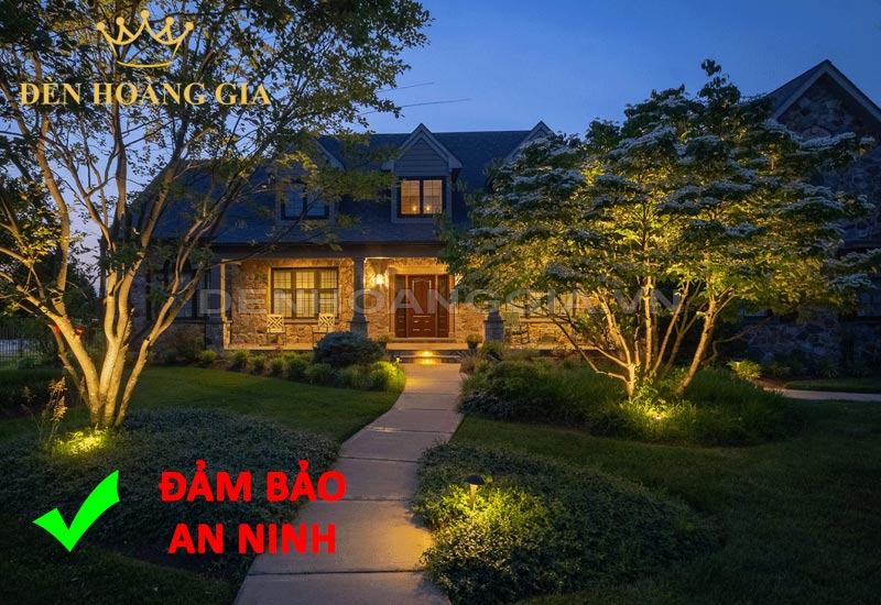 den-chieu-sang-san-vuon-dam-bao-an-ninh
