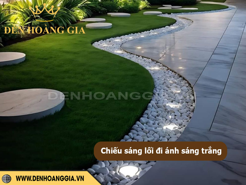 Chiếu sáng lối đi sân vườn ánh sáng trắng