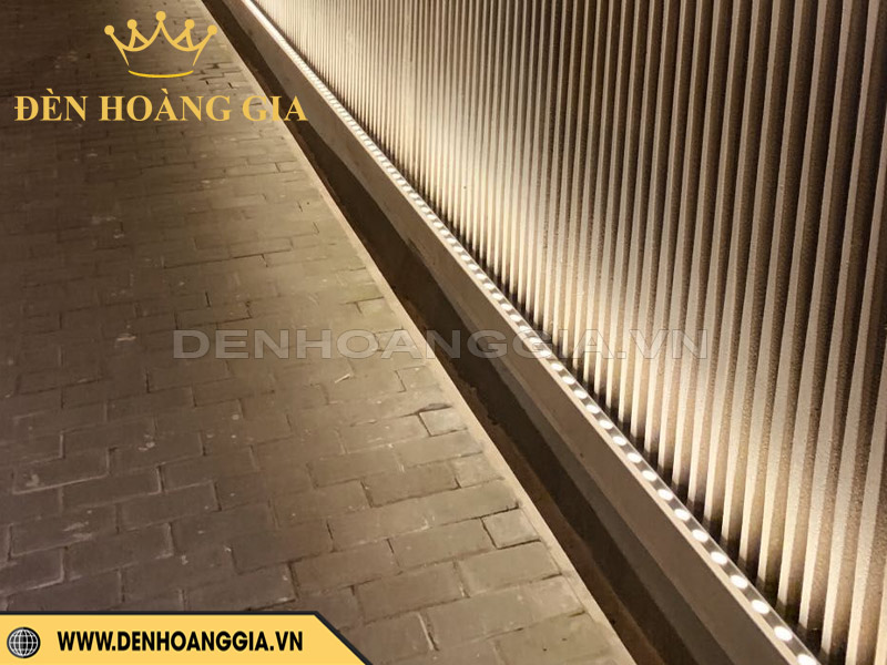 Đặc điểm của đèn led thanh chiếu hắt tường