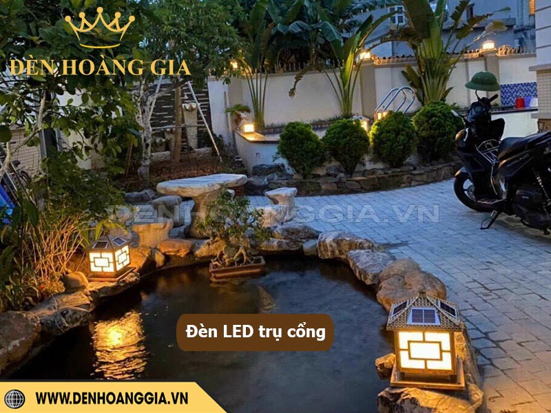 Đèn trụ cổng năng lượng mặt trời chiếu sáng lối đi ven hồ nước 