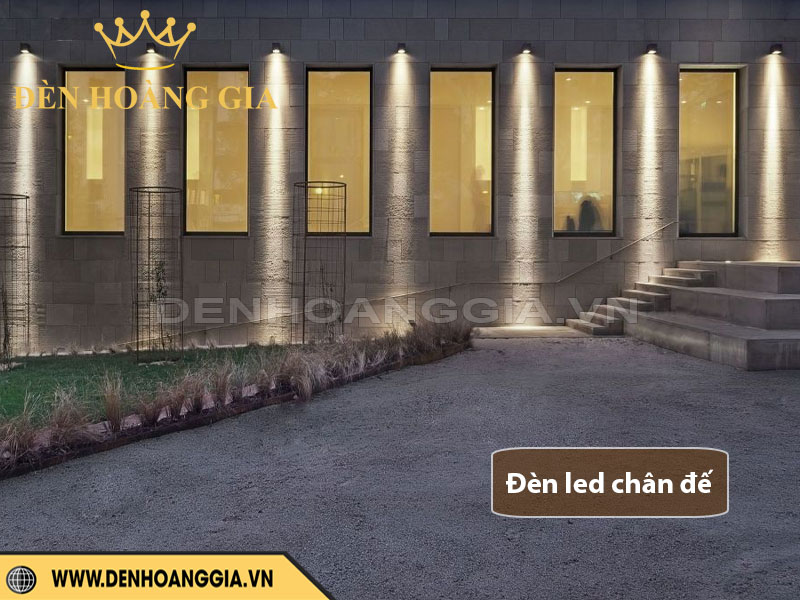 Đèn chân đế hắt tường chiếu điểm, rọi tường