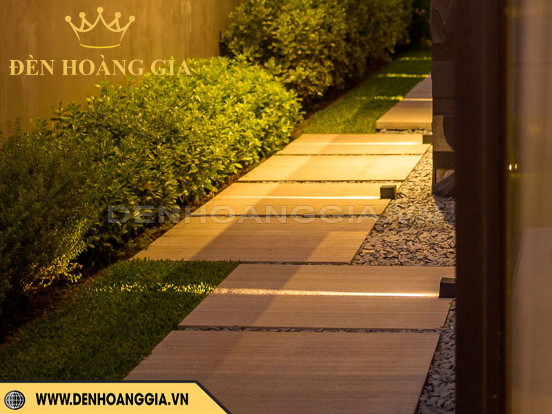 Trang trí đường luồng bên hông nhà và các lưu ý