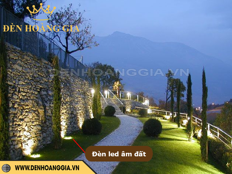 Đèn led âm đất - Tạo bóng tự nhiên từ dưới lên