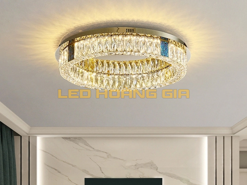 Đèn mâm pha lê Ø60cm có thể lắp cho phòng làm việc hoặc phòng đọc sách