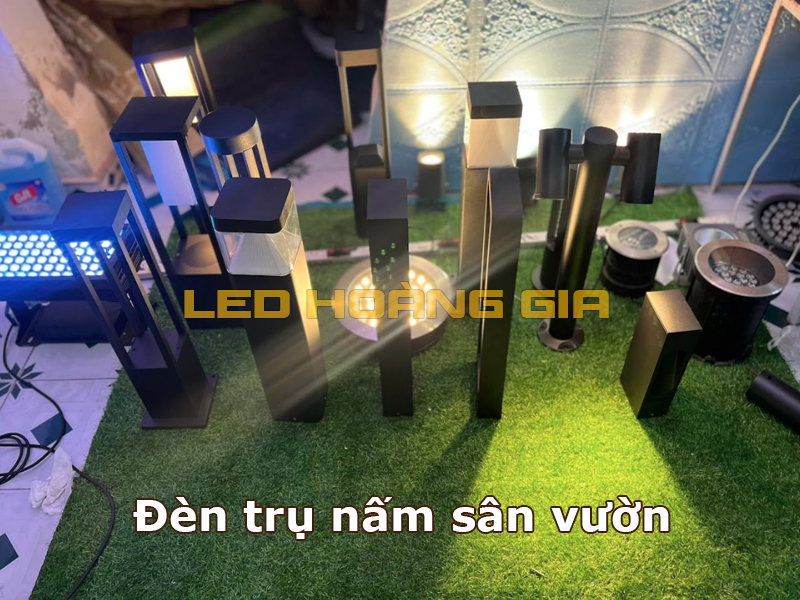 Đèn trụ nấm sân vườn cũng rất được ưa chuộng