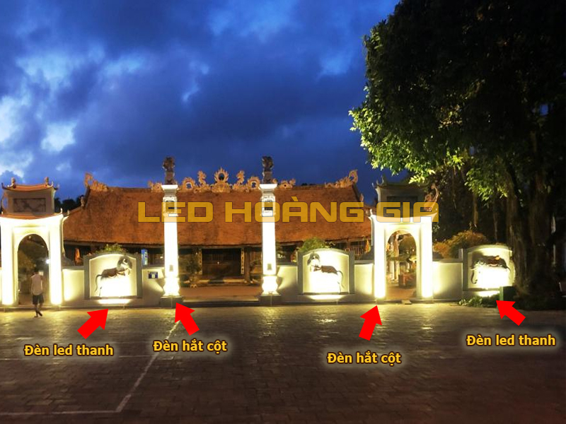 Chiếu sáng mặt tiền đình làng